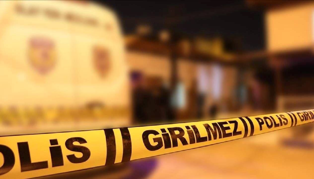 cocuklarin oldugu cay bahcesine kaya parcalari dustu uc2SafuZ.jpg