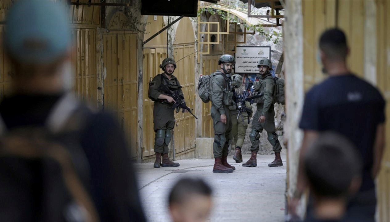 israil ordusu kuduste iki filistinliyi vurdu 8UQBE3lN.jpg