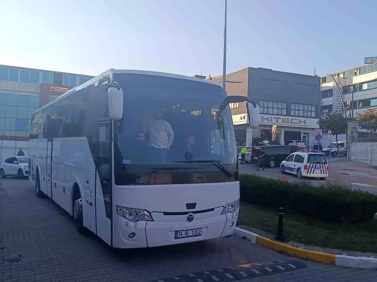 israilden kurtarilan aktivistler istanbula dondu rcm7hde7