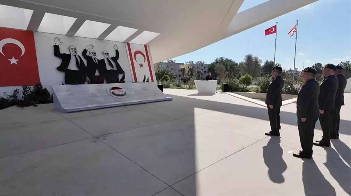 kara kuvvetleri komutani kuzey kibrista ziyaretlerde bulundu xG5f9zFM