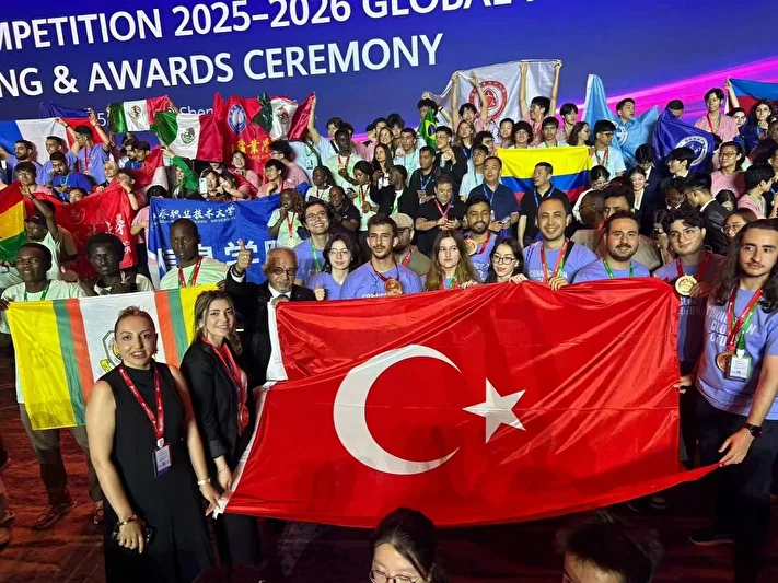 Türk Öğrencilerden Çin’de Önemli Başarı: Teknoloji Yarışmasında Dereceye Girdiler