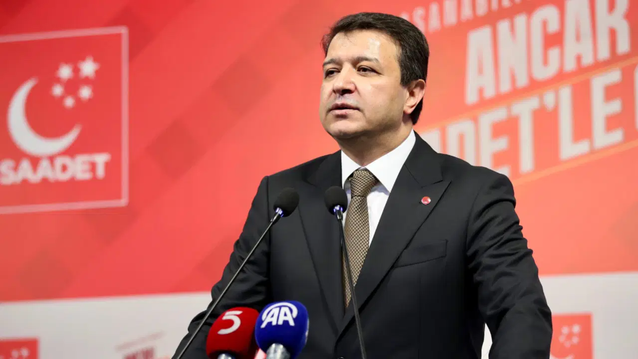SP lideri Arıkan’ndan dikkat çeken soru: ‘Neden Trump hediye ediyor?’