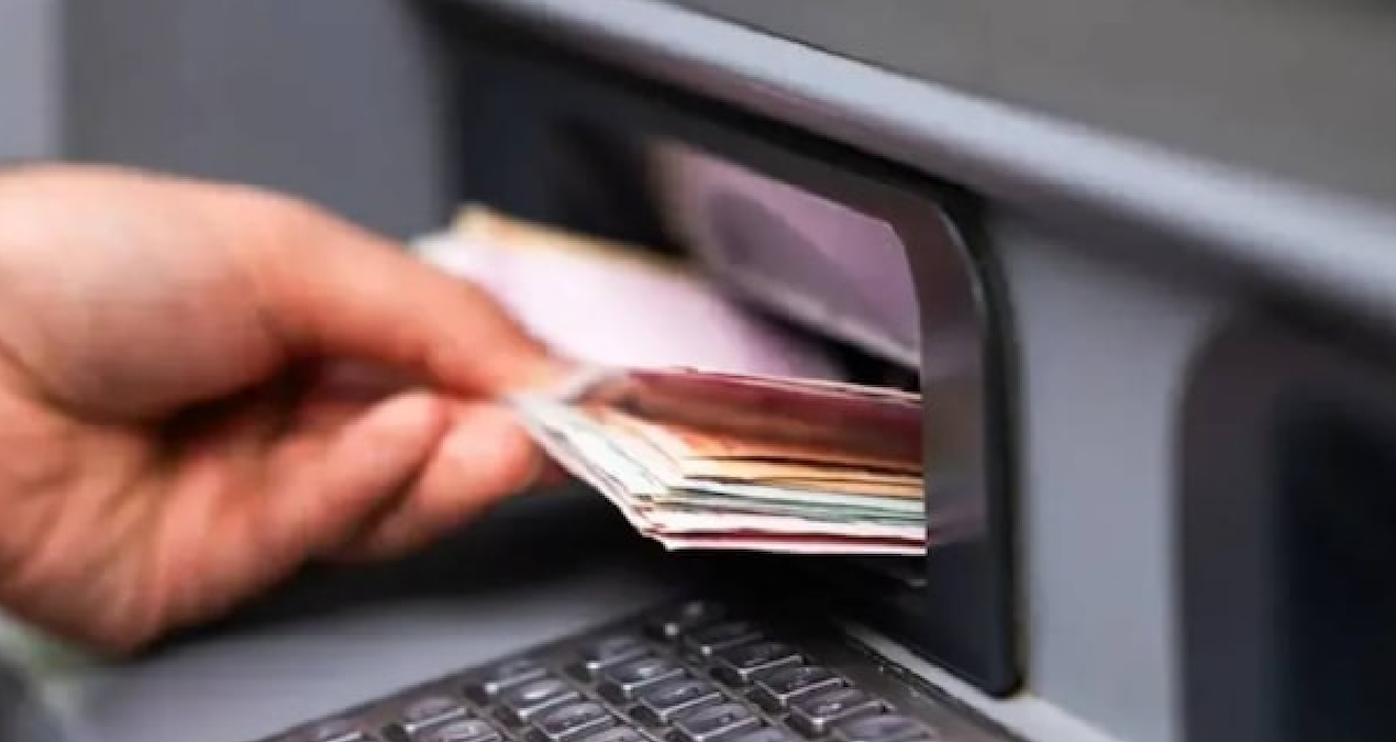 Bankalardan uyari yapildi atmde bunu yapanin parasina bloke konulacak 2ie2s6nA