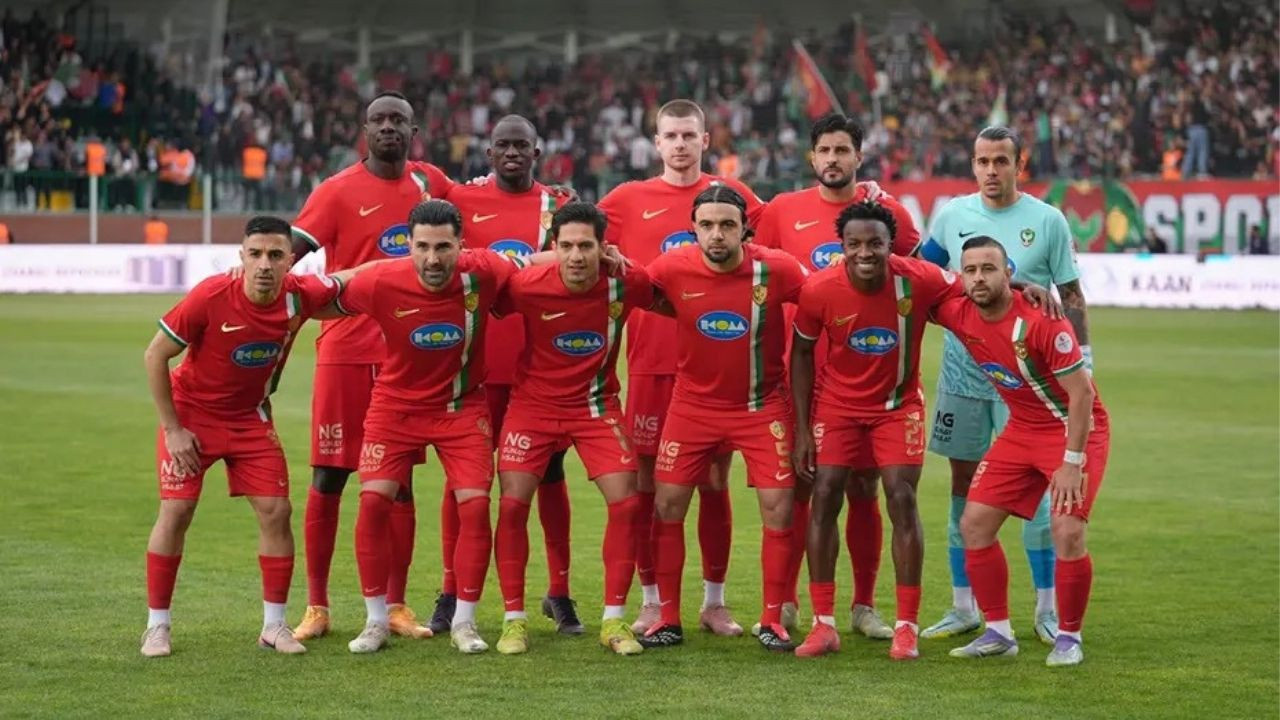 Amedspor’dan ayrıldı futbolu bıraktı